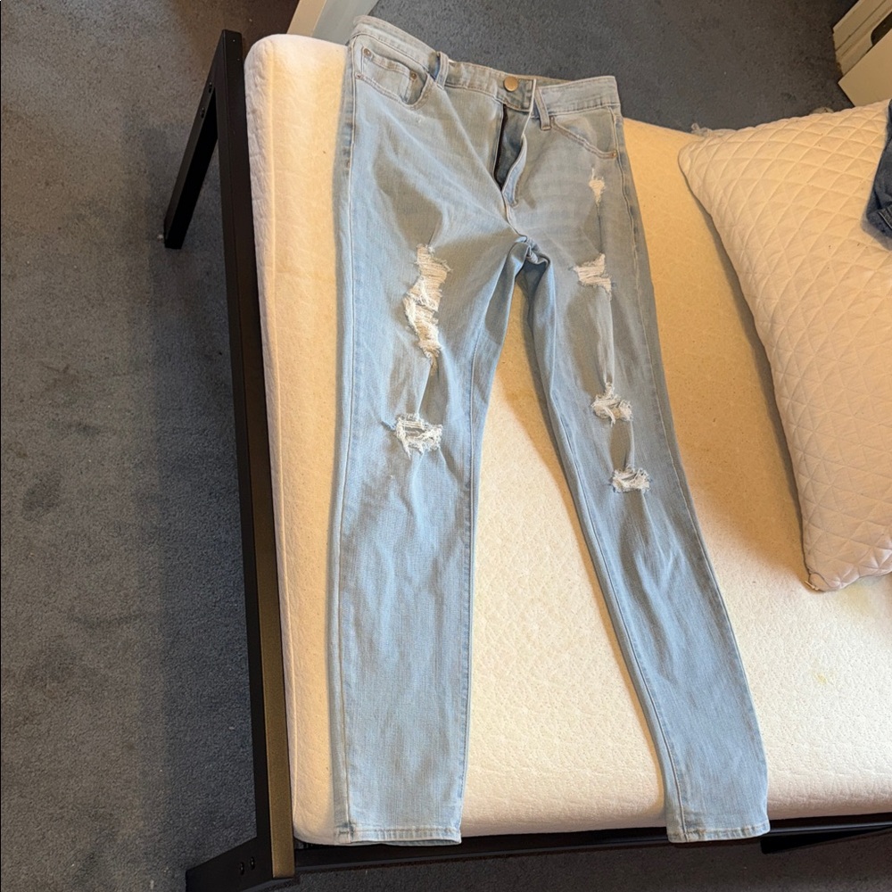 Aeropostale Light Blue Distressed Jeans - Long